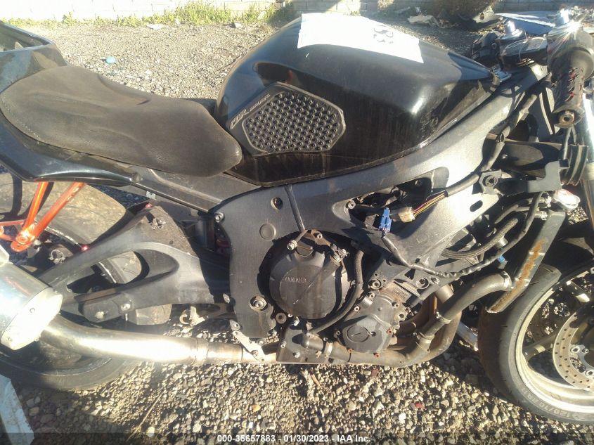 2004 YAMAHA YZFR6 L JYARJ06E14A011169