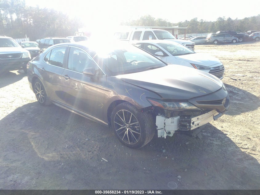 TOYOTA CAMRY SE 2021, VIN 4T1G11AKXMU464604