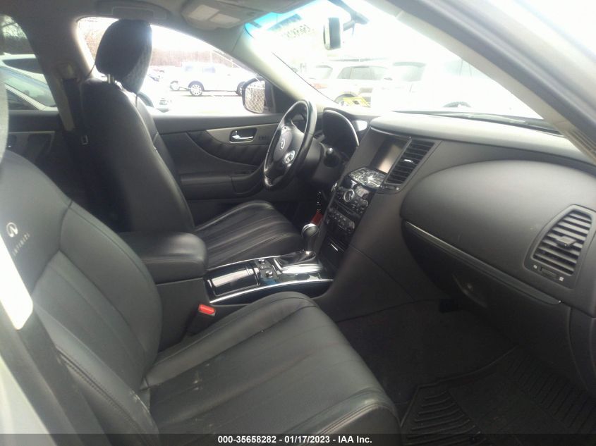 2014 INFINITI QX70 JN8CS1MWXEM411941