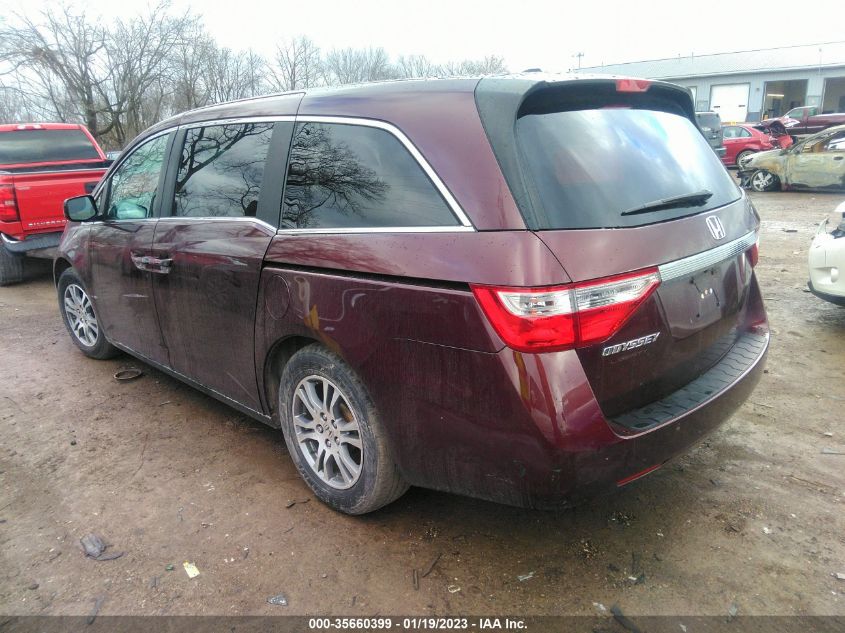 VIN 5FNRL5H60DB079696 2013 HONDA ODYSSEY no.3