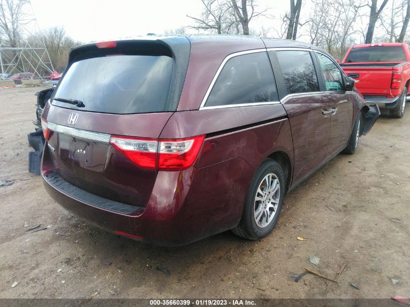 VIN 5FNRL5H60DB079696 2013 HONDA ODYSSEY no.4