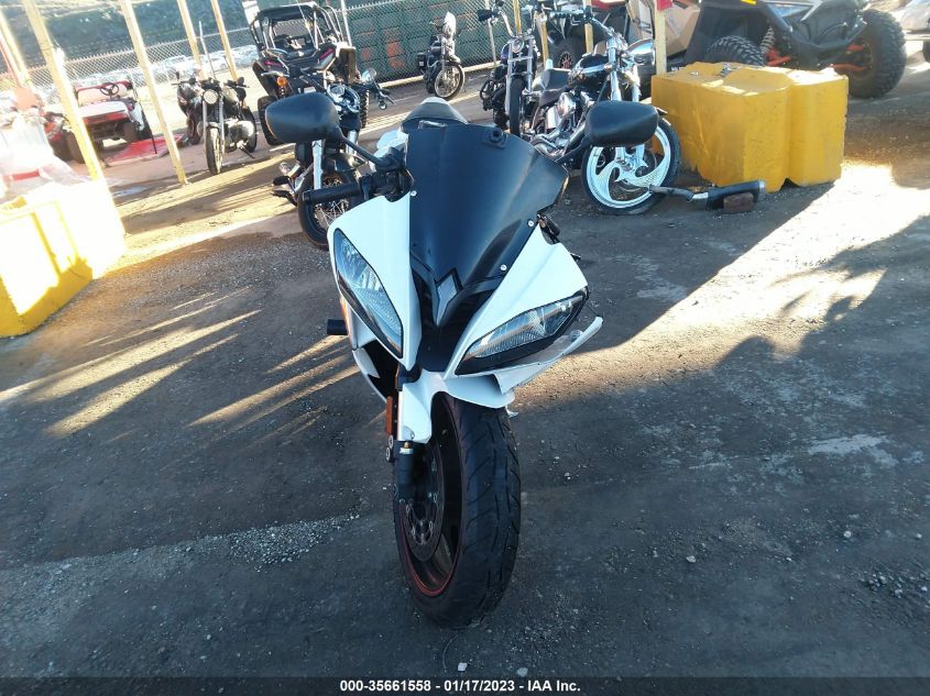 2009 YAMAHA YZFR6 C JYARJ16Y99A003988