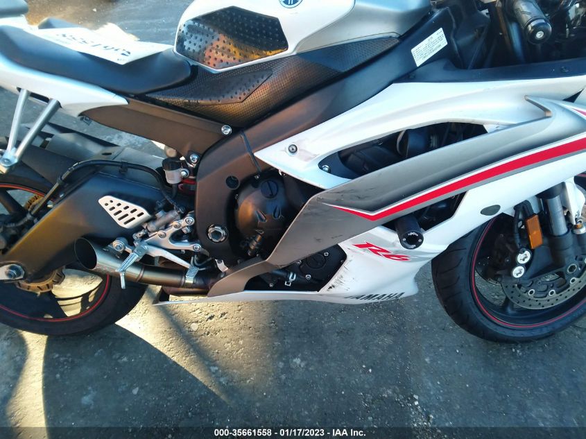 2009 YAMAHA YZFR6 C JYARJ16Y99A003988