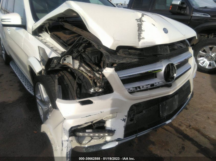 2015 MERCEDES-BENZ GL-CLASS GL 550 4JGDF7DE3FA527804
