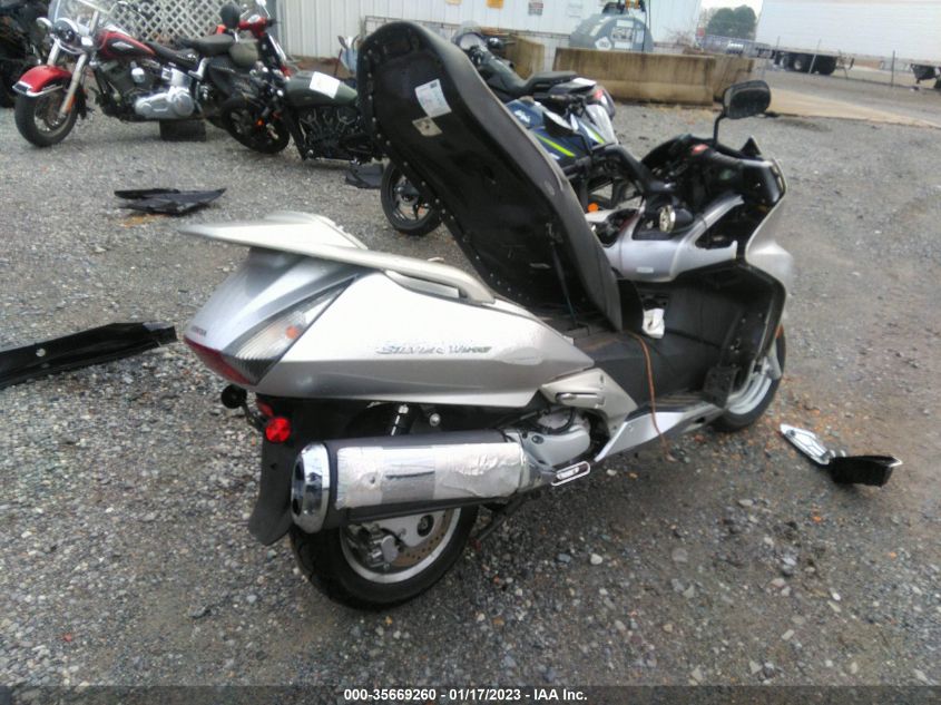 2004 HONDA FSC600 D JH2PF01164K201259