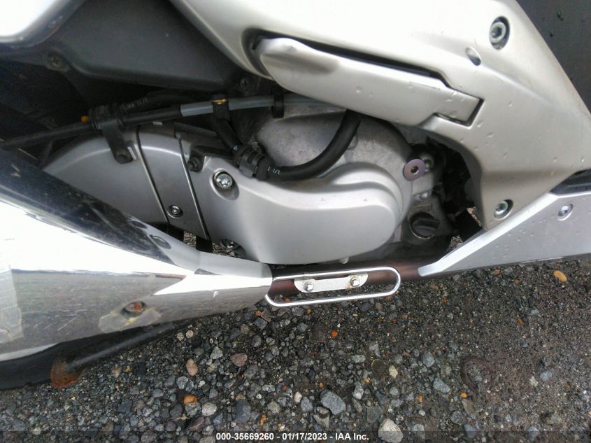 2004 HONDA FSC600 D JH2PF01164K201259