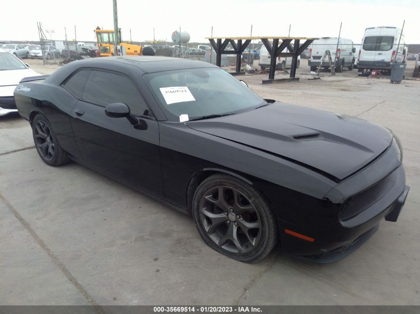 VIN 2C3CDZBGXFH774345 2015 DODGE CHALLENGER no.1