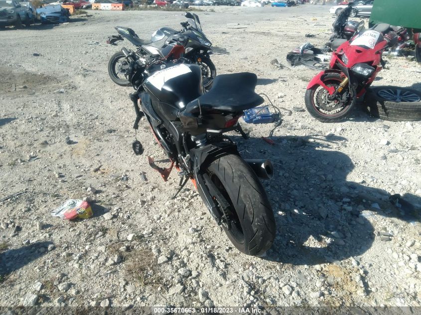 2020 YAMAHA YZFR6 JYARJ28E7LA007439
