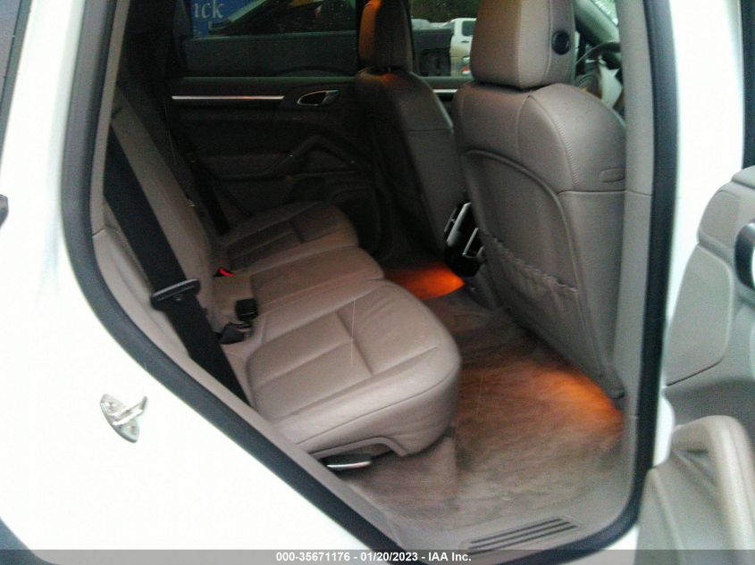 2014 PORSCHE CAYENNE DIESEL WP1AF2A20ELA47452