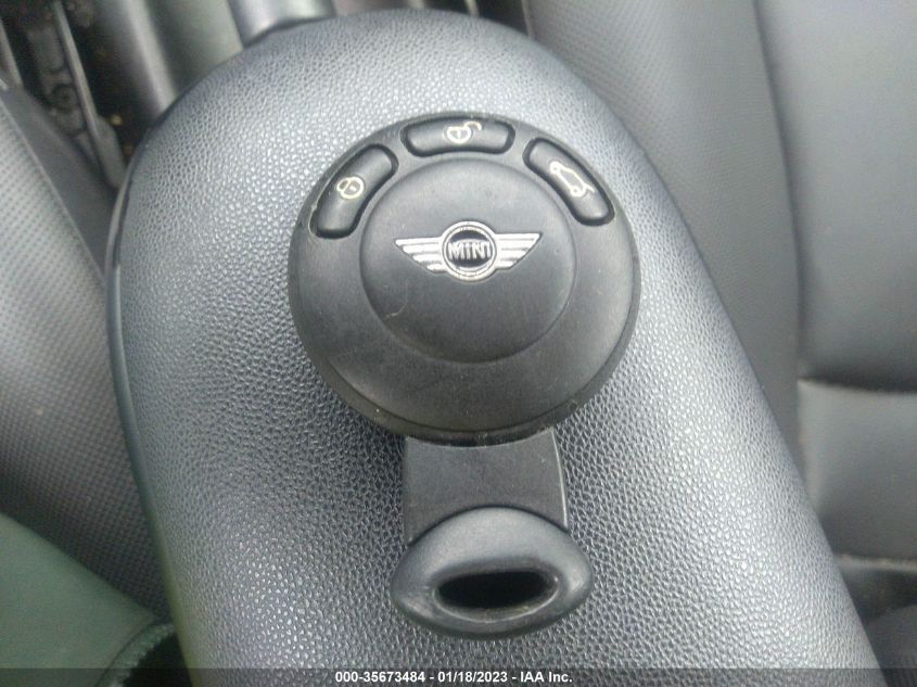 2013 MINI COOPER HARDTOP - WMWSU3C51DT683088