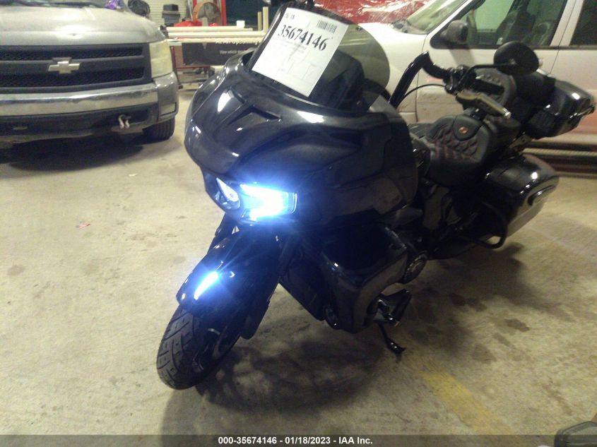 2020 INDIAN MOTORCYCLE CO. CHALLENGER DARK HORSE 56KLCDRR7L3385549
