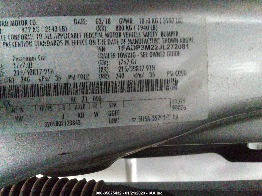 VIN 1FADP3M22JL272081 2018 FORD FOCUS SEL