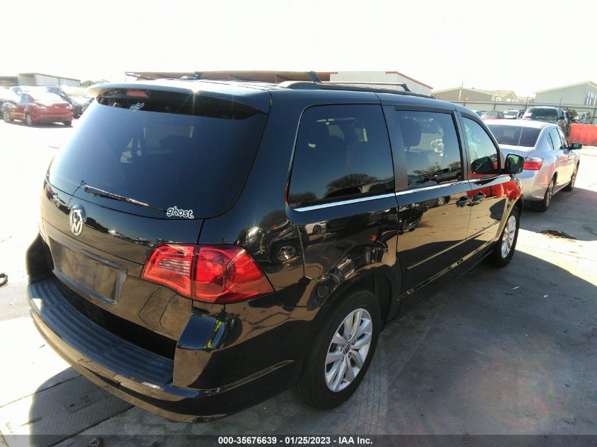 2014 VOLKSWAGEN ROUTAN SE W/RSE & NAVIGATION 2C4RVABG2ER135079