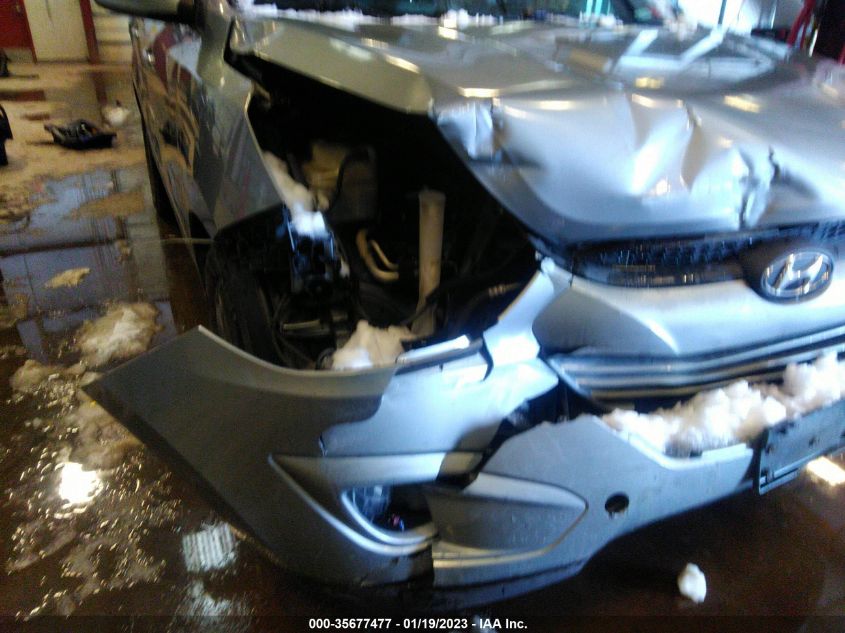 2015 HYUNDAI TUCSON SE - KM8JUCAG4FU098341