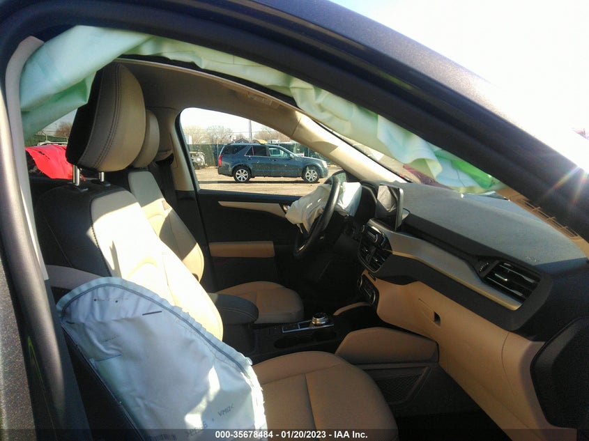 VIN 1FMCU0H69LUB03906 2020 FORD ESCAPE SEL