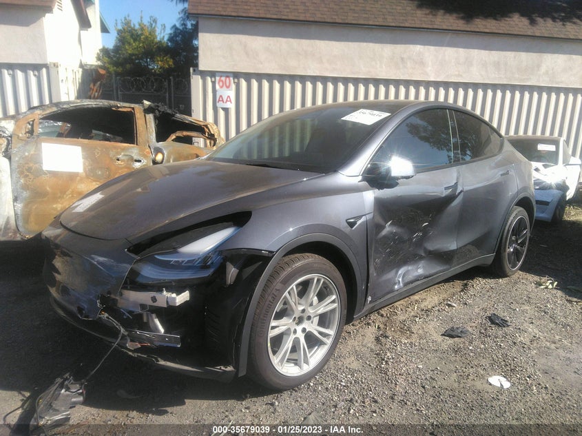 VIN 7SAYGDEEXNF331352 2022 TESLA MODEL Y LONG RANGE