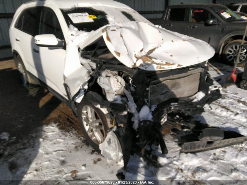 2015 KIA SORENTO LX - 5XYKTDA6XFG649219