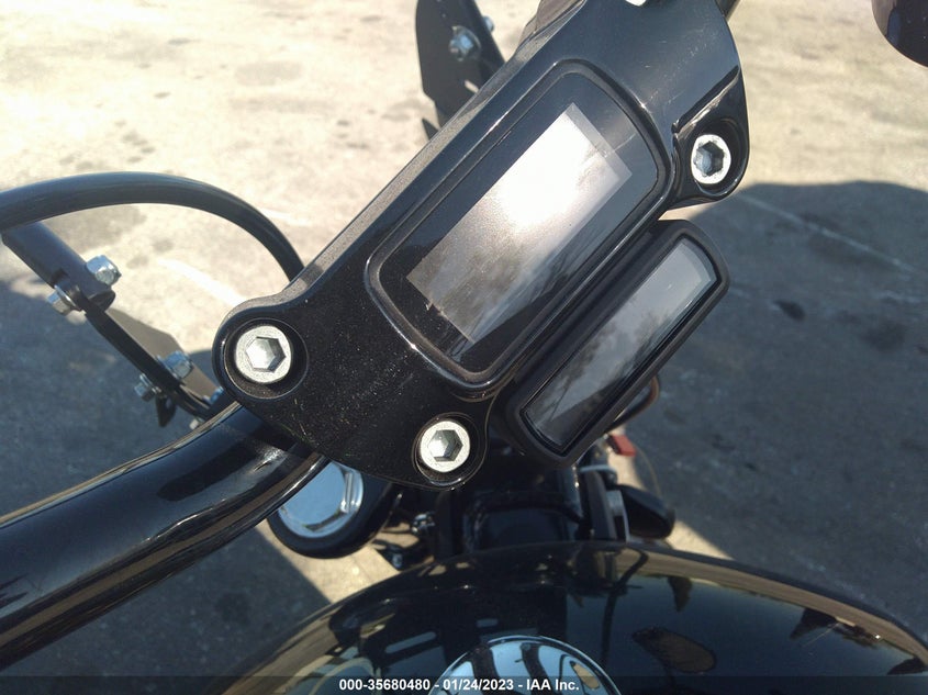 VIN 1HD1YJJ67KB071322 2019 HARLEY-DAVIDSON FXBB