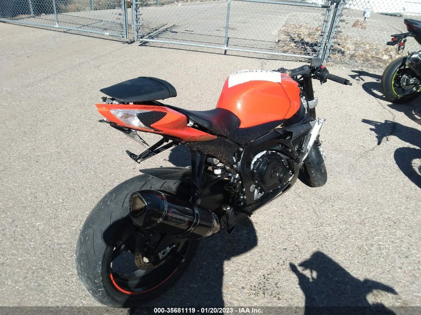 2022 SUZUKI GSX-R600 - JS1GN7FA8N7100462