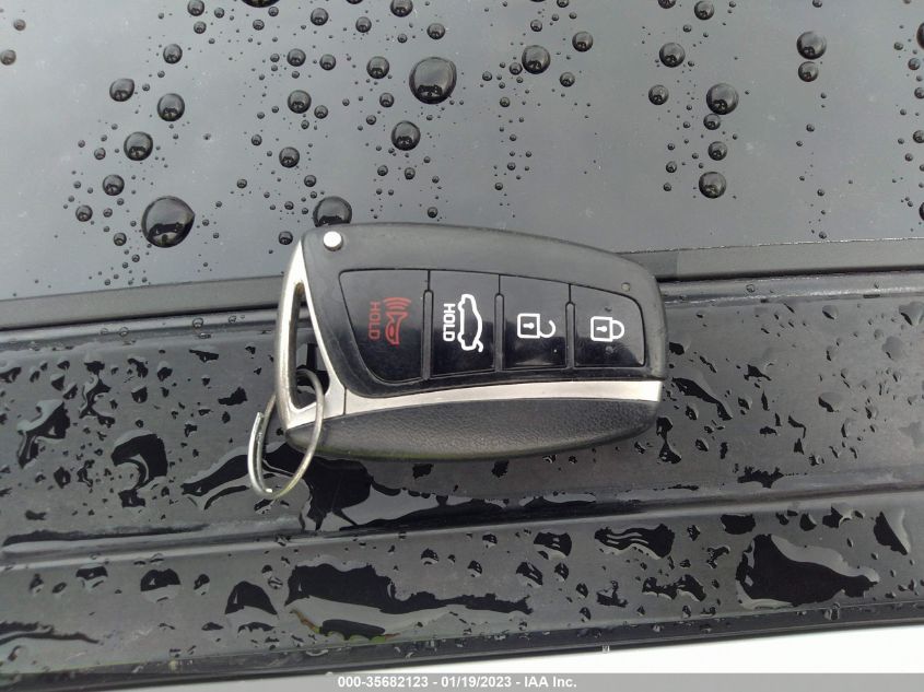 2015 HYUNDAI GENESIS 3.8L - KMHGN4JE8FU083420