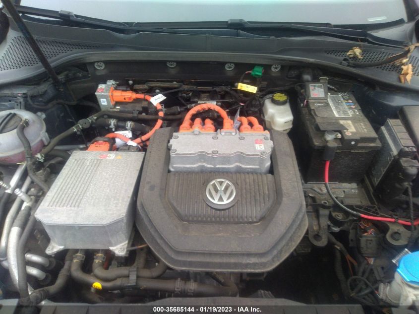 2015 VOLKSWAGEN E-GOLF SEL PREMIUM WVWPP7AUXFW910586