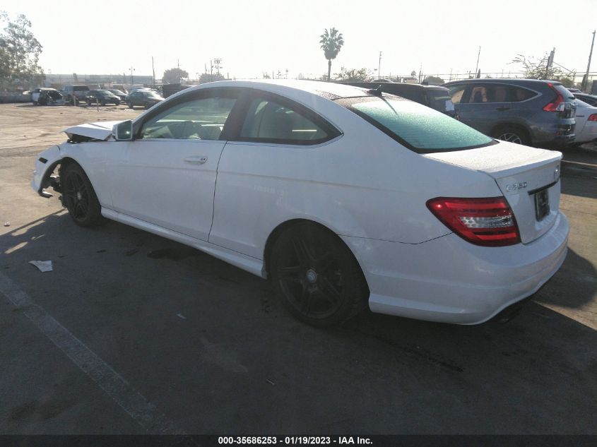 2015 MERCEDES-BENZ C-CLASS C 250 - WDDGJ4HB8FG405408
