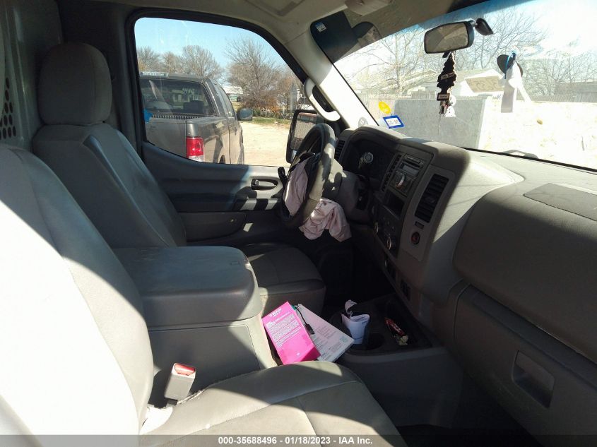 2015 NISSAN NV S/SV/SL 1N6BF0KY8FN805909