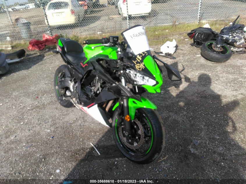VIN ML5EXEN19NDA66236 2022 KAWASAKI EX650 N
