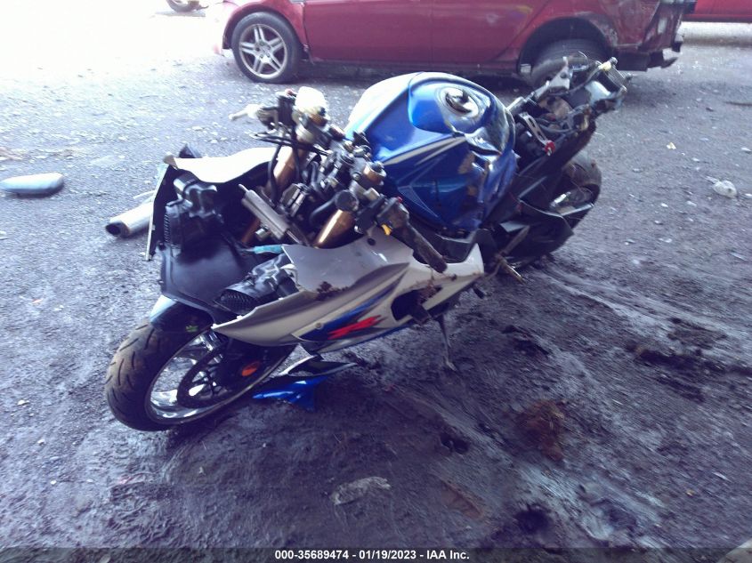 2008 SUZUKI GSX-R1000 JS1GT77AX82103997