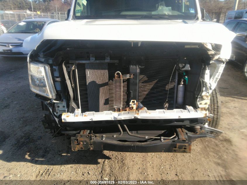 2015 NISSAN NV SV 1N6BF0KM2FN809032