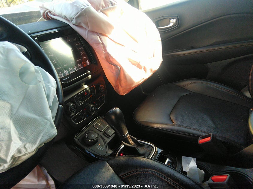 VIN 3C4NJDCB7MT524164 2021 JEEP COMPASS LIMITED