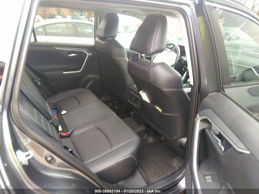VIN 2T3A1RFV6KC022058 2019 TOYOTA RAV4 XLE PREMIUM