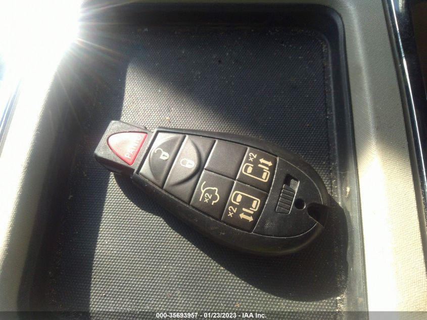 2014 CHRYSLER TOWN & COUNTRY TOURING - 2C4RC1BG7ER220621