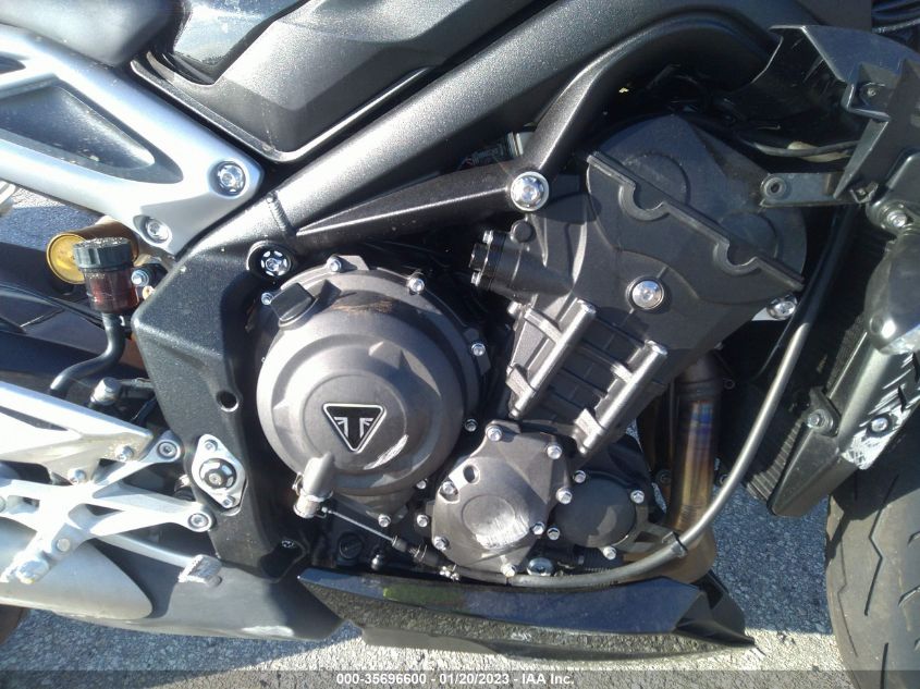 2018 TRIUMPH MOTORCYCLE STREET TRIPLE RS SMTA464S9JT857264