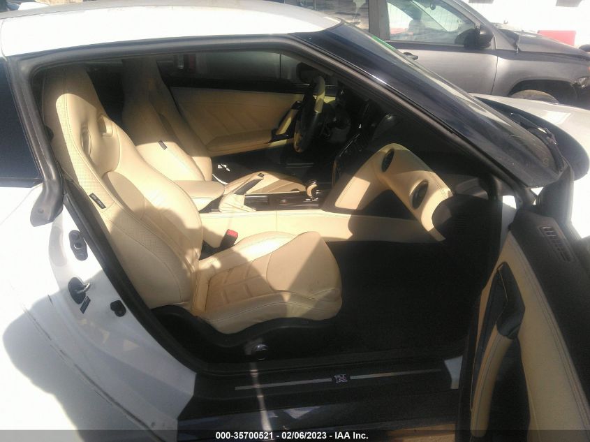 2015 NISSAN GT-R PREMIUM JN1AR5EFXFM280762