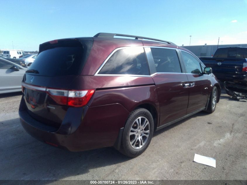 VIN 5FNRL5H68DB061673 2013 HONDA ODYSSEY no.4