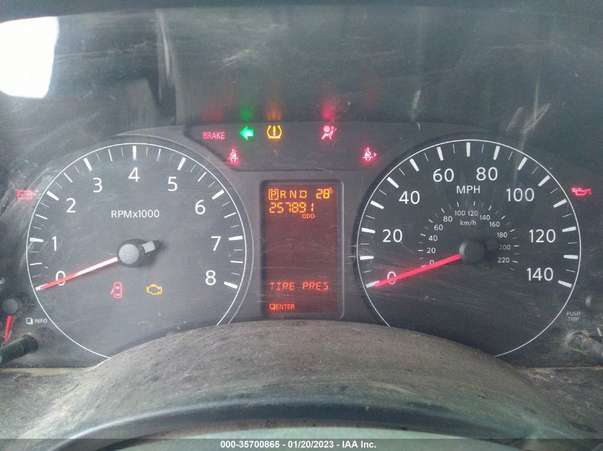 2013 NISSAN NV SV 1N6BF0LX8DN111935