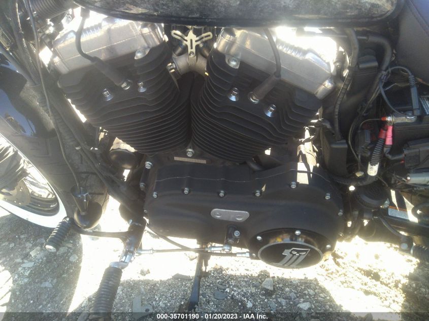 2011 HARLEY-DAVIDSON XL1200 X - 1HD1LC314BC406459