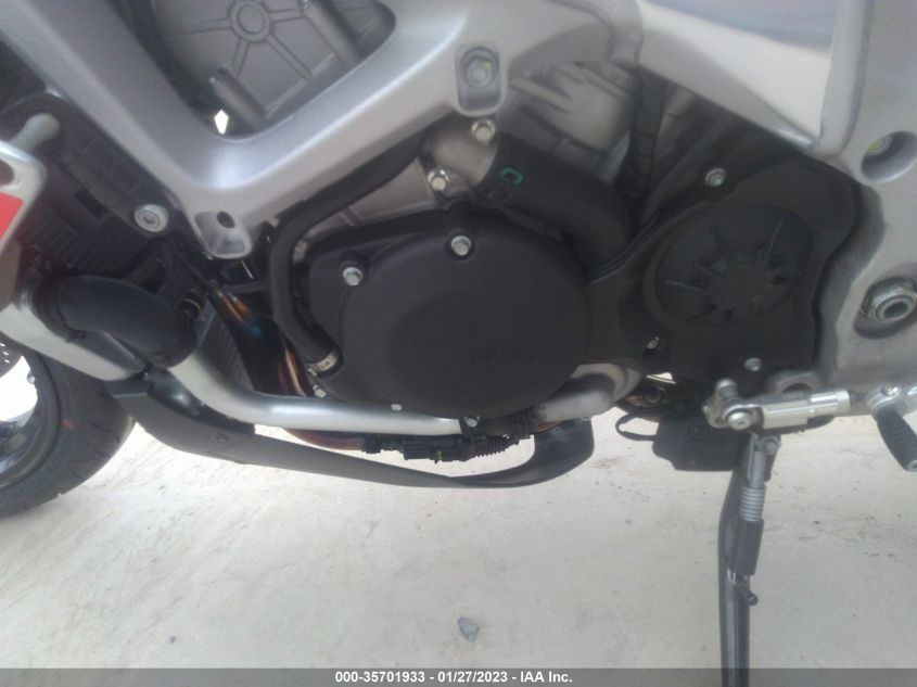 2017 APRILIA TUONO V4 1100 RR ZD4KGU005HS000074