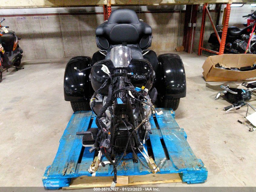 2020 HARLEY-DAVIDSON FLHTCUTG 1HD1MAF10LB851317