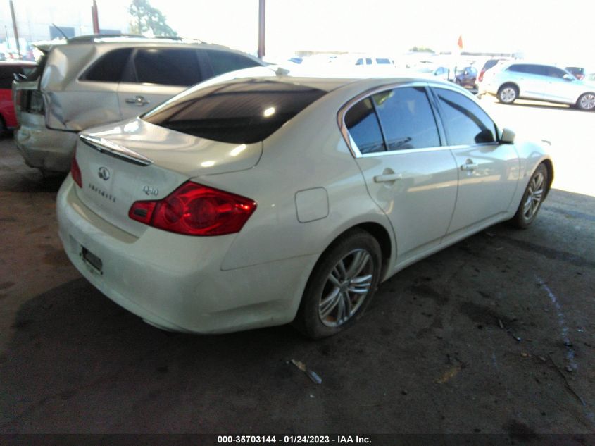 2015 INFINITI Q40 JN1CV6AP3FM580376