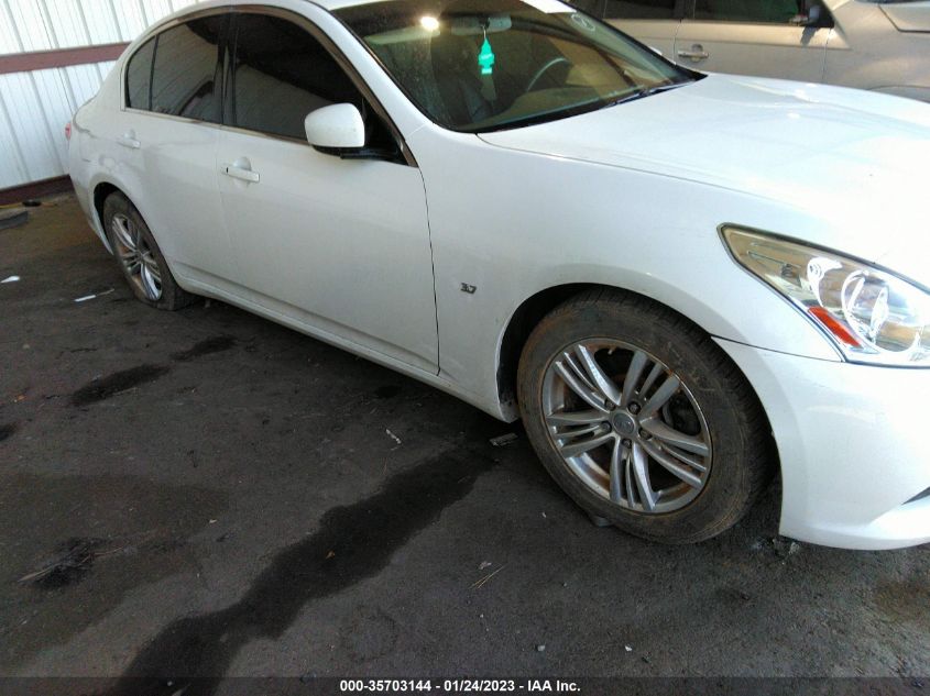 2015 INFINITI Q40 JN1CV6AP3FM580376