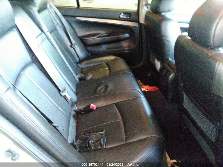 2015 INFINITI Q40 JN1CV6AP3FM580376