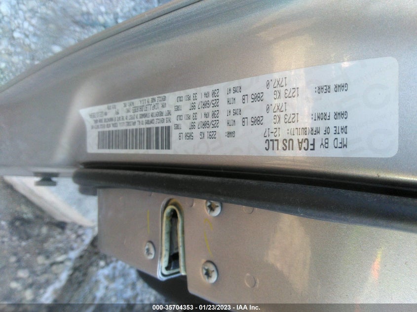 VIN 1C4PJLLB7JD618355 2018 JEEP CHEROKEE LATITUDE PLUS
