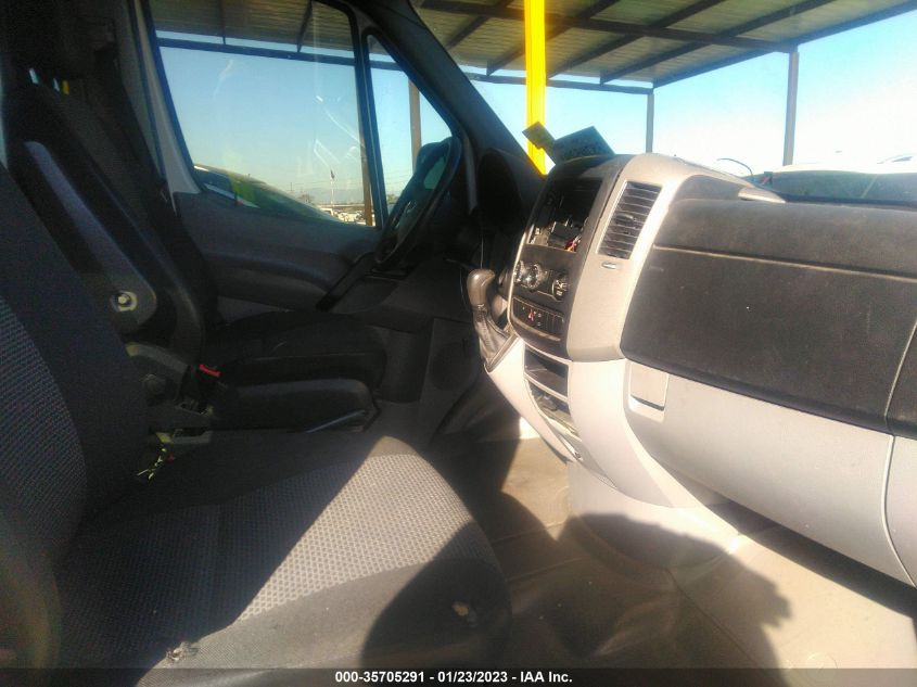 2013 MERCEDES-BENZ SPRINTER VANS WD4PE8CC5D5797364