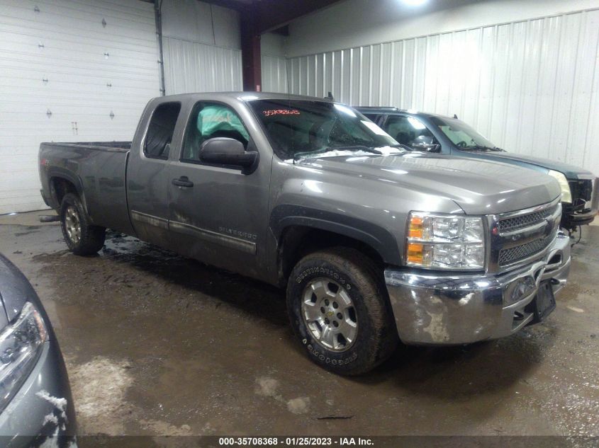 2013 CHEVROLET SILVERADO 1500 LT - 1GCRKSE00DZ221153