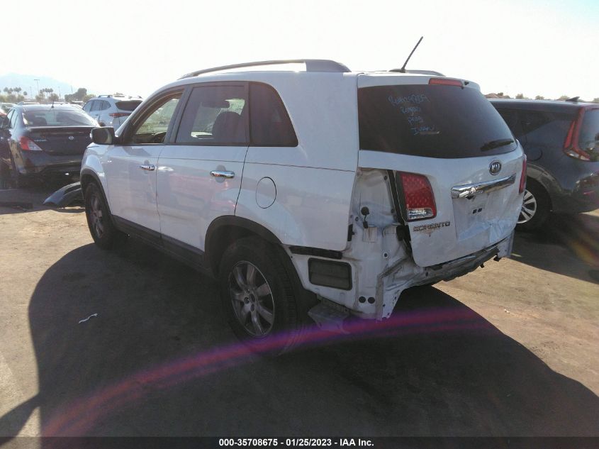 2013 KIA SORENTO LX - 5XYKT3A67DG413294