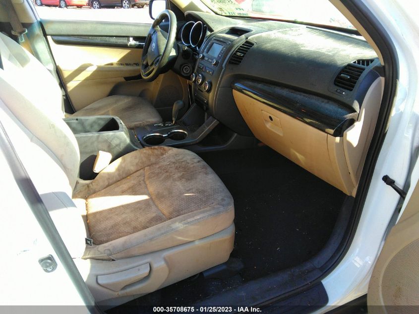 2013 KIA SORENTO LX - 5XYKT3A67DG413294