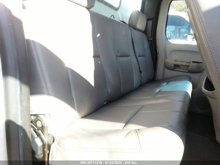 2013 CHEVROLET SILVERADO 2500HD WORK TRUCK - 1GB2CVCG5DZ309376