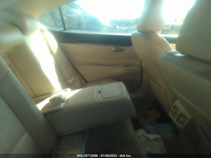 Image 8 of 2015 LEXUS ES 350  salvage vehicle - Lot #35712056 at IAAI